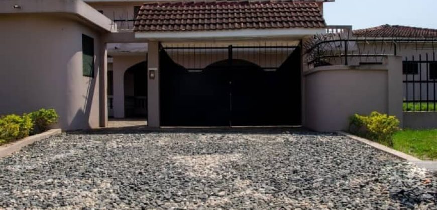 SEVEN (7) EN-SUITE BEDROOMS FAMILY HOME