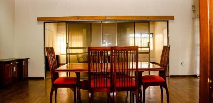 SEVEN (7) EN-SUITE BEDROOMS FAMILY HOME