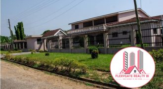 SEVEN (7) EN-SUITE BEDROOMS FAMILY HOME